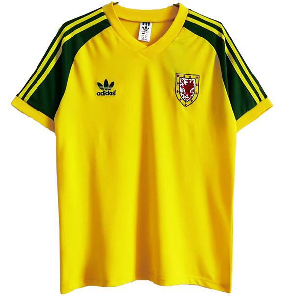 Wales away retro soccer jersey maillot match men's second sportswear football shirt yellow 1982